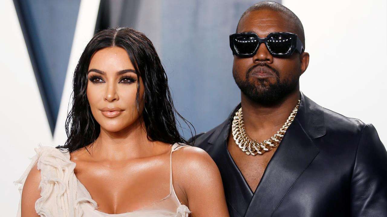 Popular Kim kardashian and Rapper Kanye West